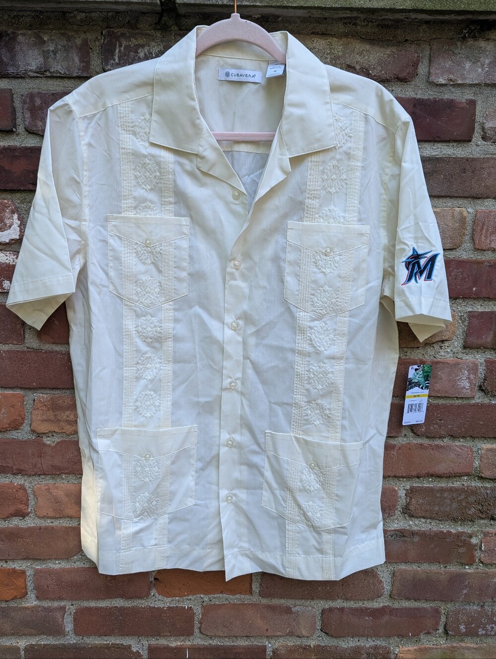 Cubavera Button Down Marlins Shirt Men's Size Medium NWT